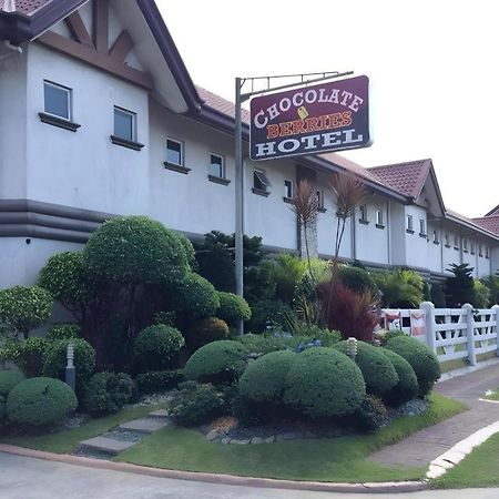 Chocolate And Berries Hotel Baliuag Exterior photo
